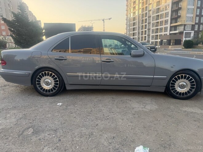 Mercedes E 230 1996, 417,000 km - 2.3 l - Sumqayıt