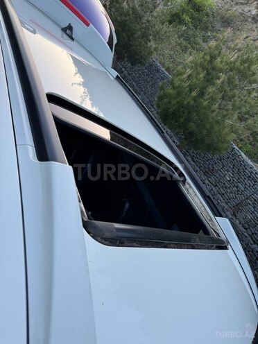Hyundai Santa Fe-19