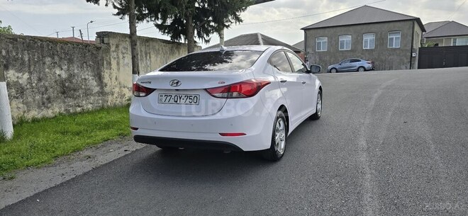 Hyundai Avante 2015, 75,000 km - 1.6 л - Zaqatala
