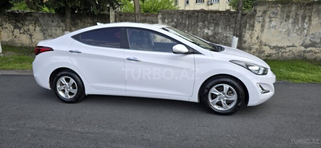 Hyundai Avante 2015, 75,000 km - 1.6 л - Zaqatala