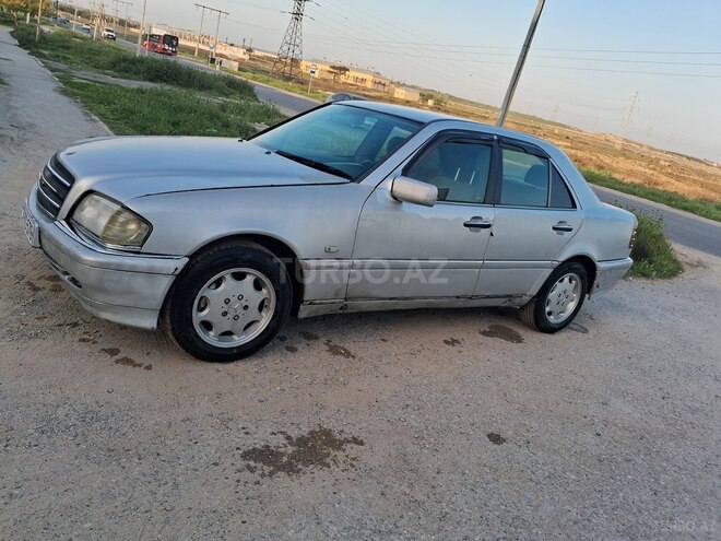 Mercedes C 200 1995, 280,000 km - 2.0 л - Bakı