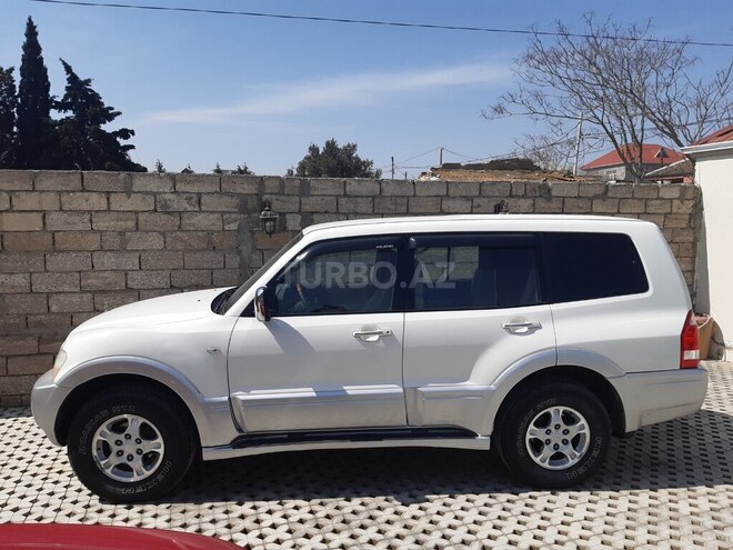 Mitsubishi Pajero 2003, 315,000 km - 3.0 l - Bakı