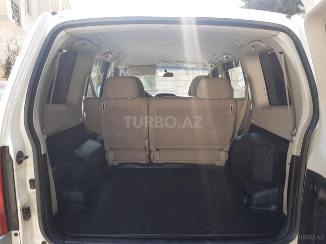 Mitsubishi Pajero 2003, 315,000 km - 3.0 l - Bakı