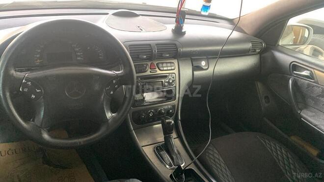 Mercedes C 220 d 2000, 413,200 km - 2.2 l - Bakı
