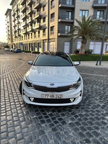 Kia K5-10