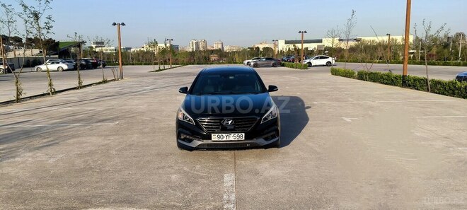 Hyundai Sonata-1