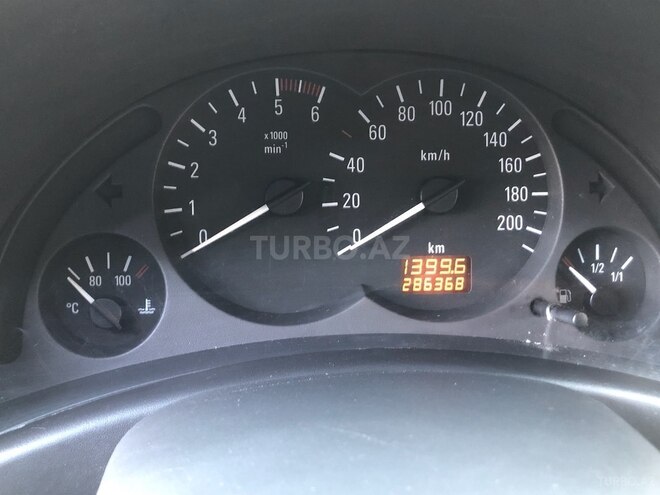 Opel Combo-12