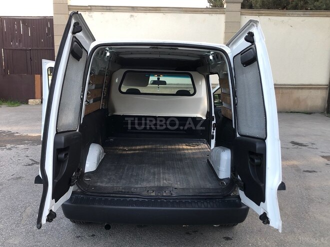 Opel Combo-13