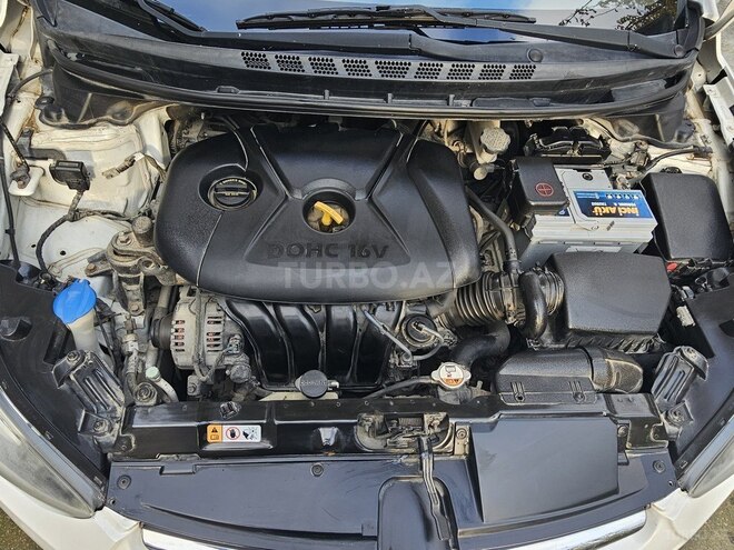 Hyundai Elantra 2015, 130,000 km - 1.8 l - Bakı