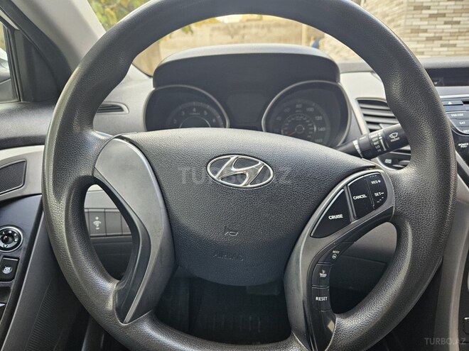 Hyundai Elantra 2015, 130,000 km - 1.8 l - Bakı