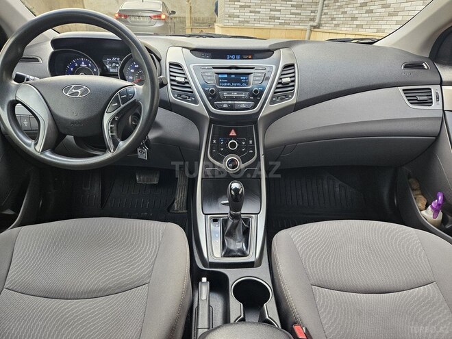 Hyundai Elantra 2015, 130,000 km - 1.8 l - Bakı