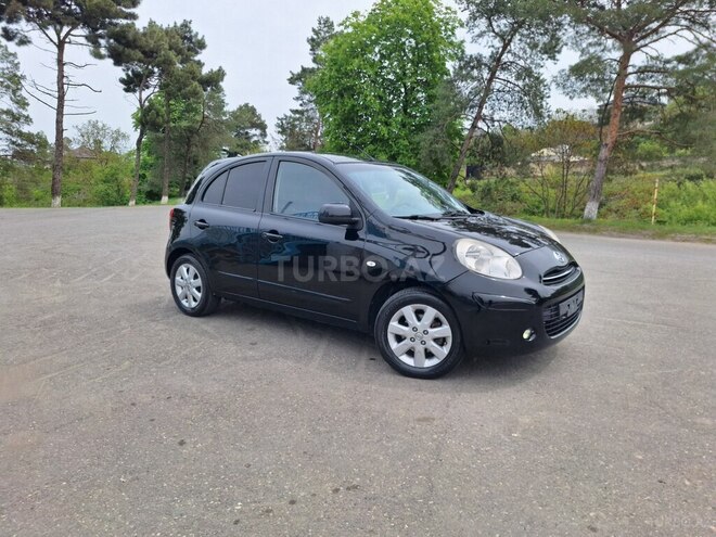 Nissan Micra-2