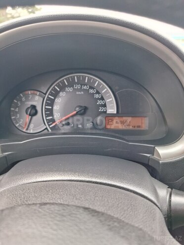 Nissan Micra-10