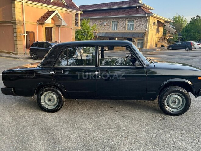 LADA (VAZ) 2107-4