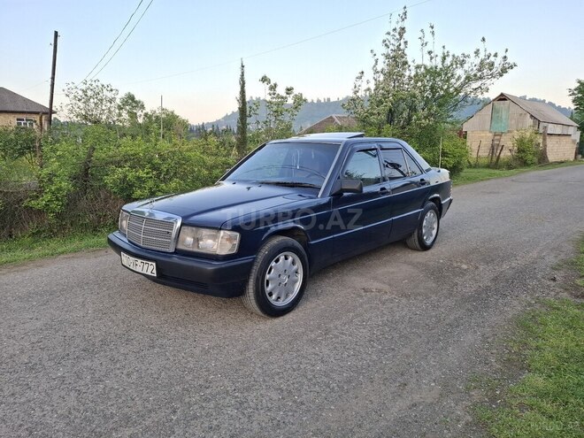 Mercedes 190 1990, 560,000 km - 2.5 л - Astara