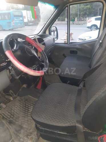 Ford Transit-5