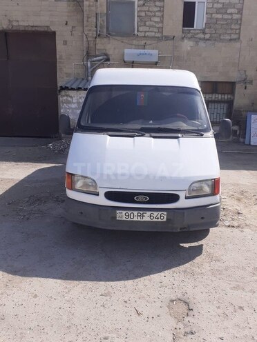 Ford Transit-1
