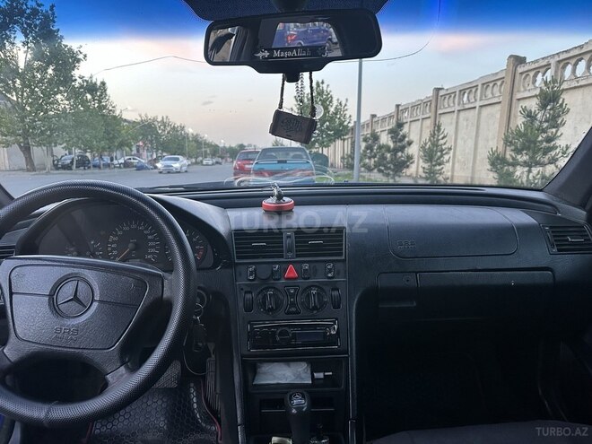 Mercedes C 200 1995, 560,000 km - 2.0 l - Gəncə