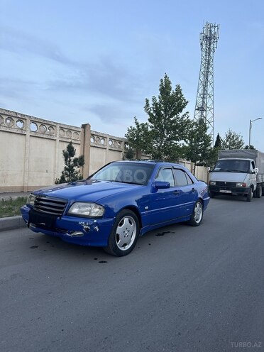 Mercedes C 200 1995, 560,000 km - 2.0 l - Gəncə
