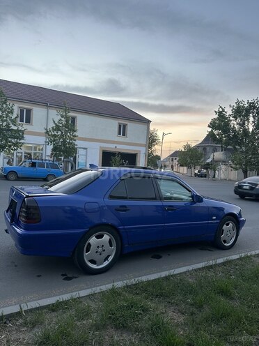 Mercedes C 200 1995, 560,000 km - 2.0 l - Gəncə