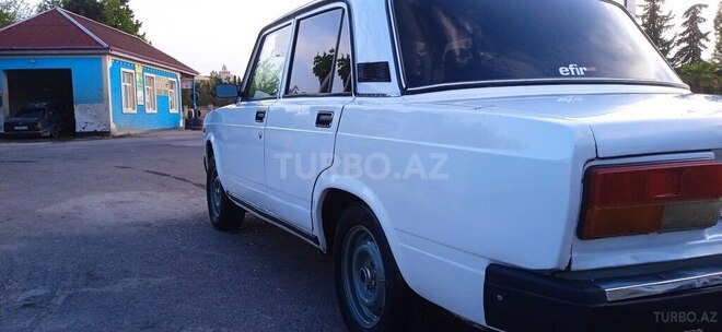 LADA (VAZ) 2107 2000, 98,000 km - 1.6 l - Ucar