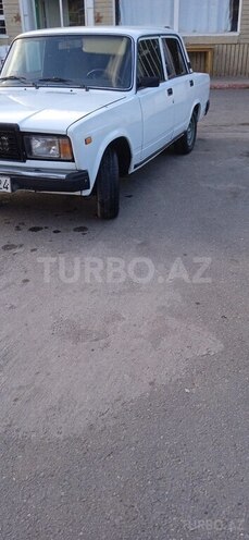 LADA (VAZ) 2107 2000, 98,000 km - 1.6 l - Ucar
