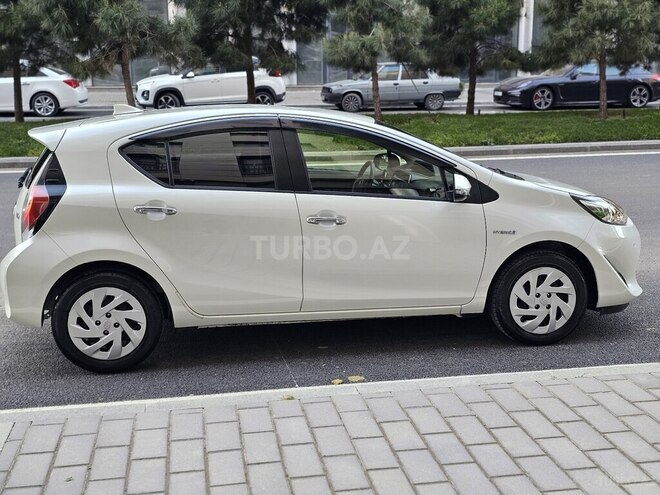 Toyota Aqua 2018, 85,000 km - 1.5 l - Bakı