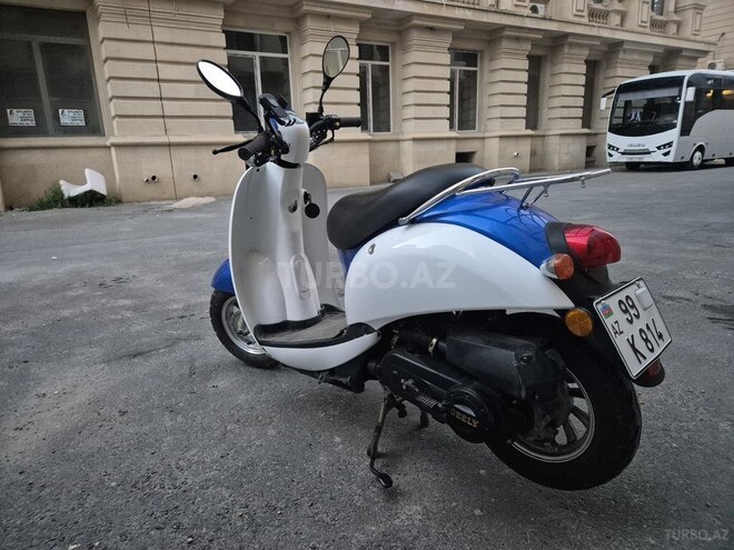 Geely Ji Yue 01-4