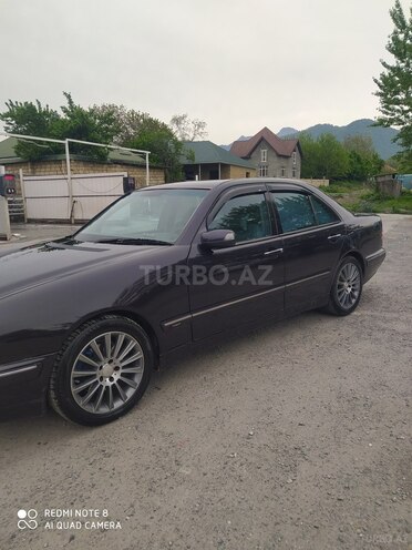 Mercedes E 320 2000, 20,000 km - 3.2 l - Qəbələ
