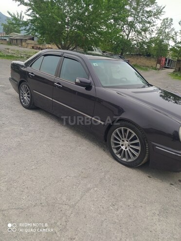 Mercedes E 320 2000, 20,000 km - 3.2 l - Qəbələ