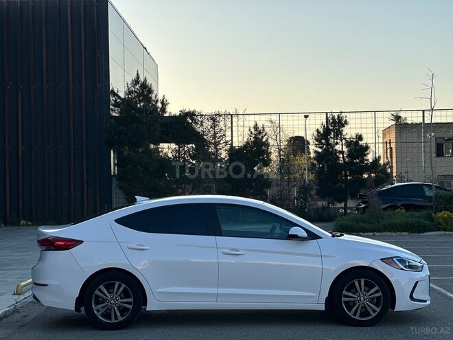 Hyundai Elantra 2017, 67,000 km - 2.0 l - Bakı