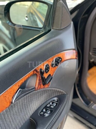 Mercedes E 240 2004, 305,000 km - 2.4 l - Bakı