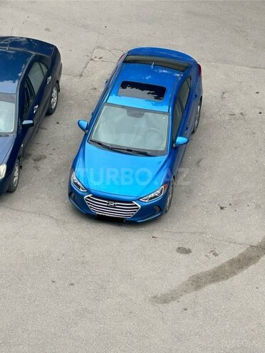 Hyundai Elantra 2017, 93,000 km - 2.0 l - Qusar