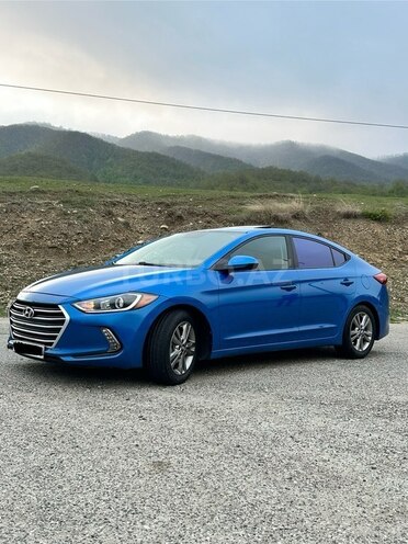 Hyundai Elantra 2017, 93,000 km - 2.0 l - Qusar