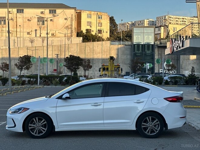 Hyundai Elantra 2017, 67,000 km - 2.0 l - Bakı