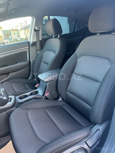 Hyundai Elantra 2017, 67,000 km - 2.0 l - Bakı