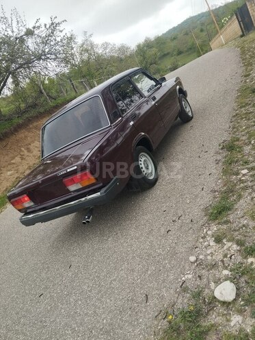 LADA (VAZ) 2107 2009, 60,000 km - 1.6 l - Quba