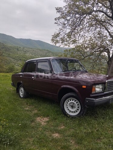LADA (VAZ) 2107 2009, 60,000 km - 1.6 l - Quba