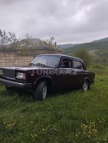 LADA (VAZ) 2107 2009, 60,000 km - 1.6 l - Quba