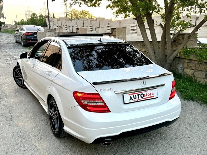 Mercedes C 250-7