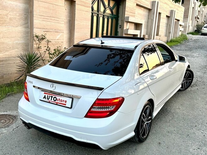 Mercedes C 250-8