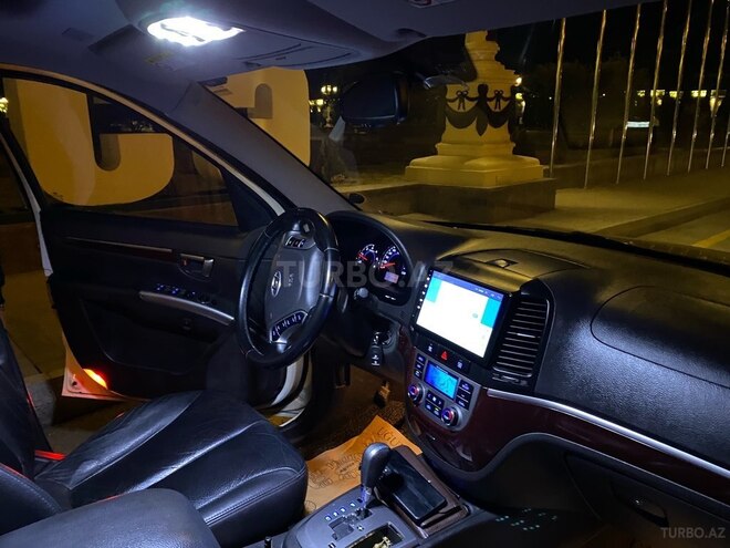 Hyundai Santa Fe-9