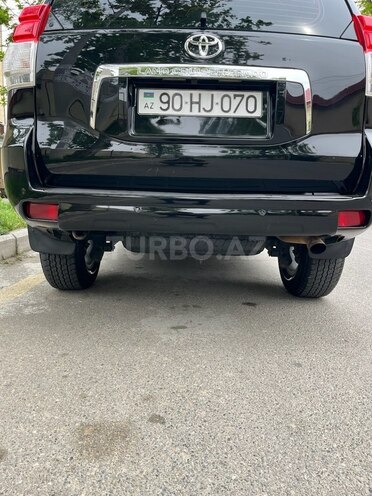 Toyota Land Cruiser Prado-5