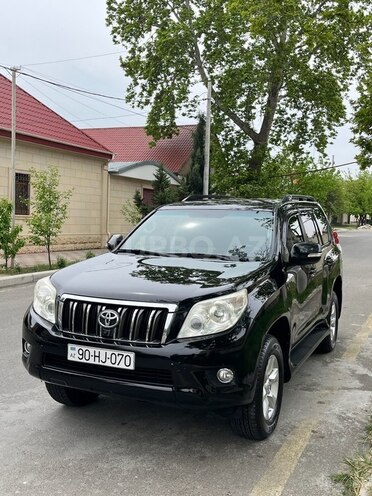 Toyota Land Cruiser Prado-1