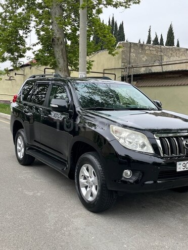 Toyota Land Cruiser Prado-3