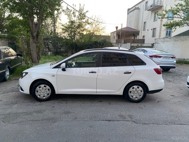 SEAT Ibiza-2