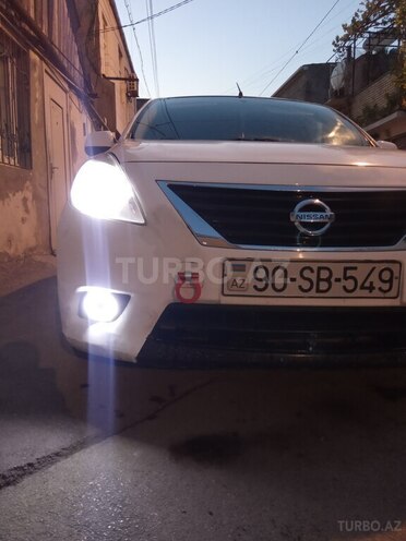 Nissan Sunny-2