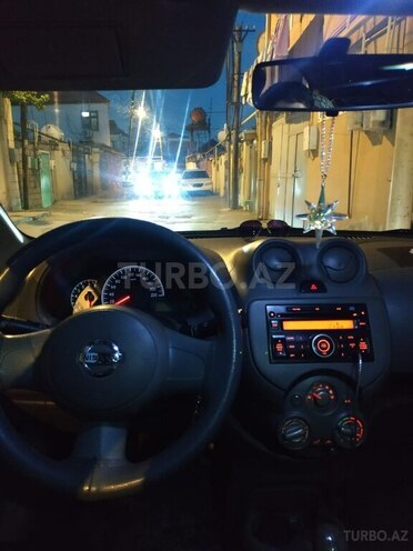 Nissan Sunny-7