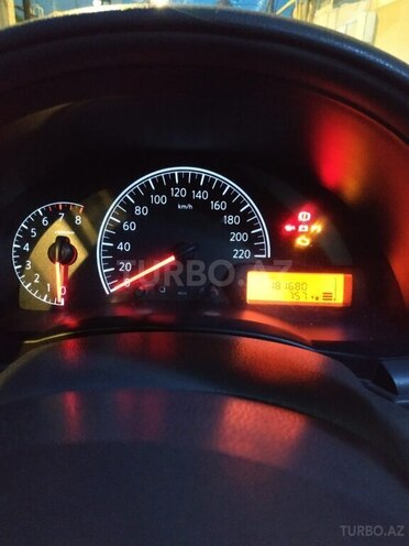 Nissan Sunny-11