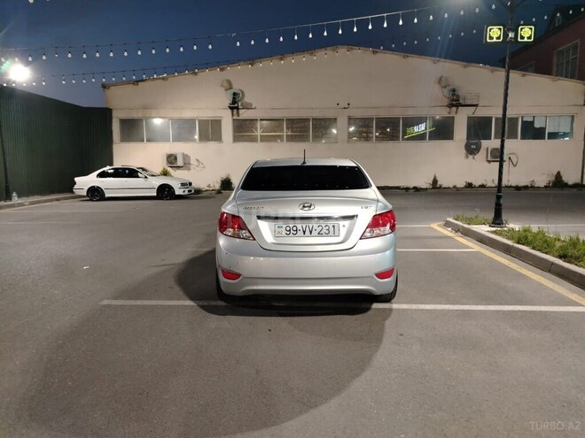 Hyundai Accent 2012, 220,000 km - 1.6 l - Bakı